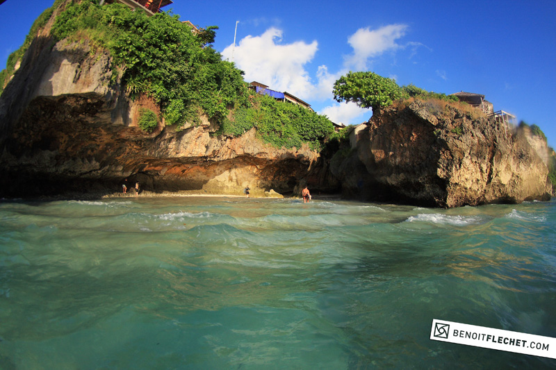 uluwatu cave